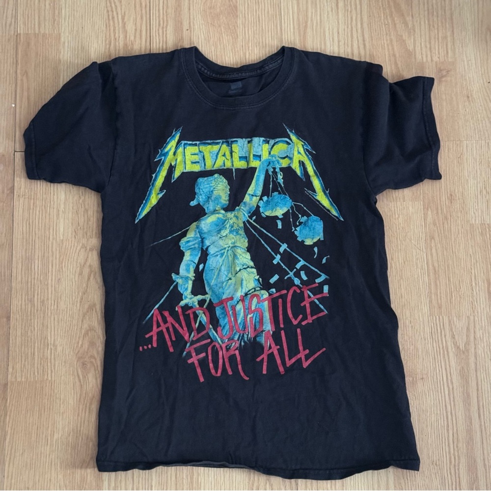 Men’s Metallica Graphic T-Shirt